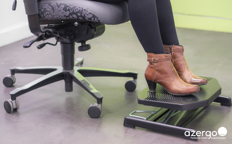 Utiliser un repose-pieds pour être bien installé au bureau