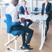 Siège ergonomique Capisco - Travailler assis-debout